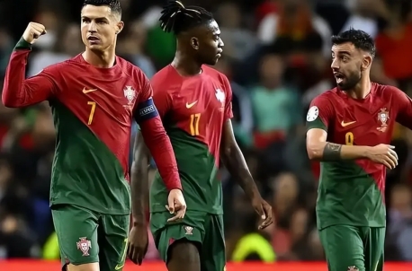 火箭开拓者直播